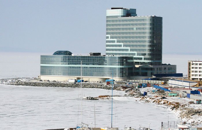 Паркинг отеля «Хаятт Владивосток Бурный»