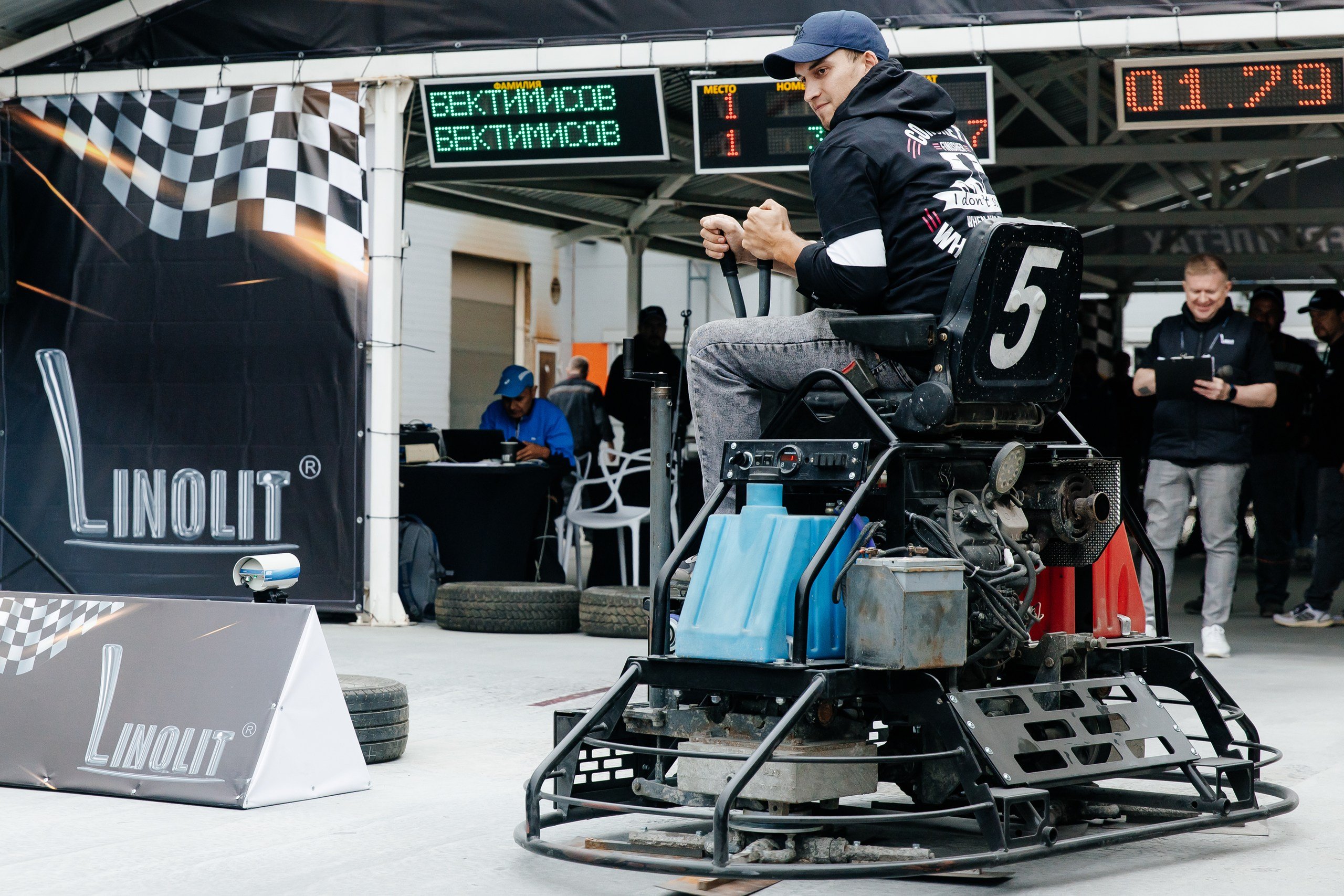 Фотохроника с прошедших гонок вертолетов