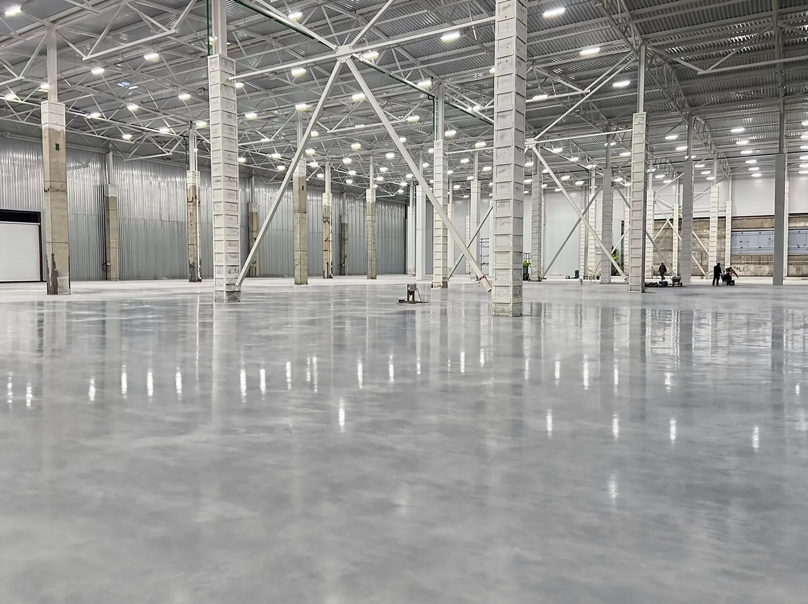 REFLORT warehouse